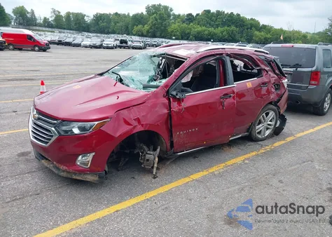 2018 Chevrolet Equinox Premier из США, поврежденный, VIN 2GNAXWEXXJ6301187